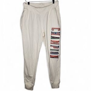 Champion Reverse Weave Appliqué Logo Joggers in Ivory Size L